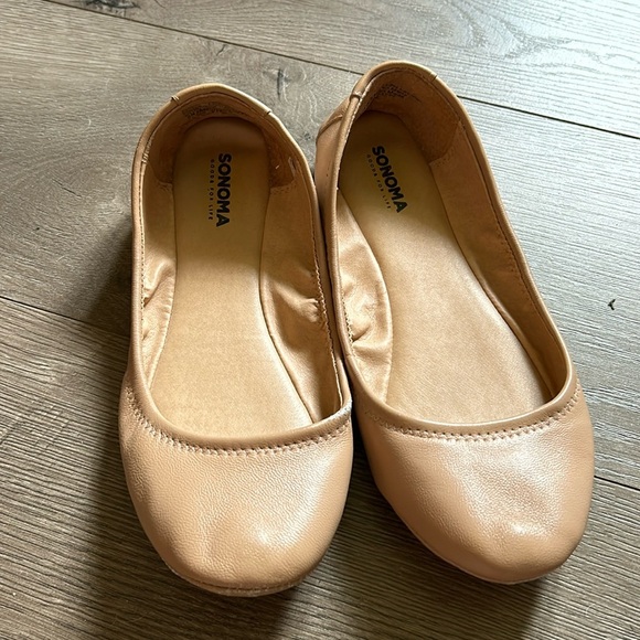 Ballet flats - Picture 1 of 6